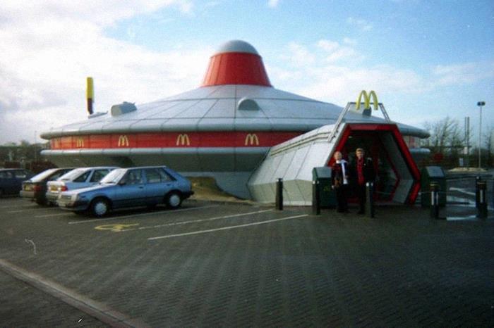 McDonald's "OVNI" en Cambridgeshire, Reino Unido. (1990-2008)