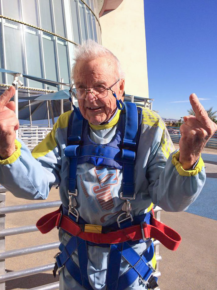 A 92-Year-Old Man Who Sky Jumped Off The Stratosphere In Las Vegas