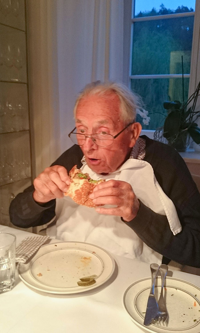 My 94-Year-Old Grandpa Eating His First-Ever Hamburger Like A Pro