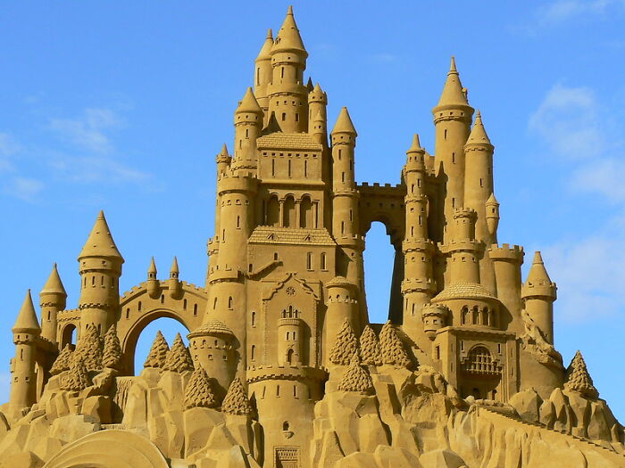 Some Beaches In Spain Forbid Building Large Sandcastles And Statues