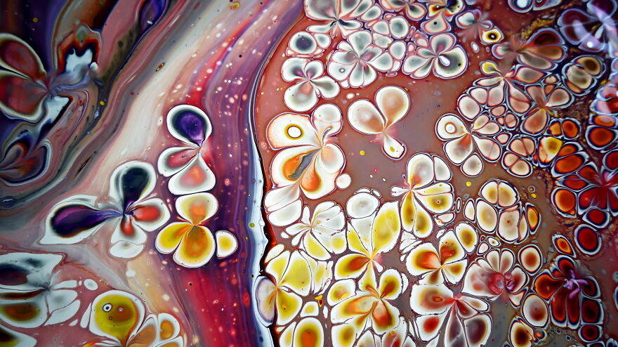 Simple Finger Dip Flowers ~ Sadwich Acrylic Pour ~ Fluid Art For Beginners ~ Fiona Art Simple Finger Dip Flowers ~ Sadwich Acrylic Pour ~ Fluid Art For Beginners ~ Fiona Art