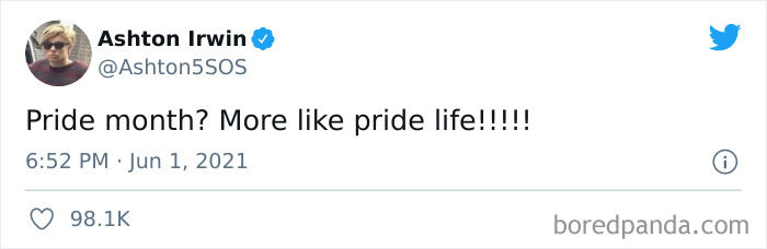 Funny-Lgbt-Pride-Month-Tweets