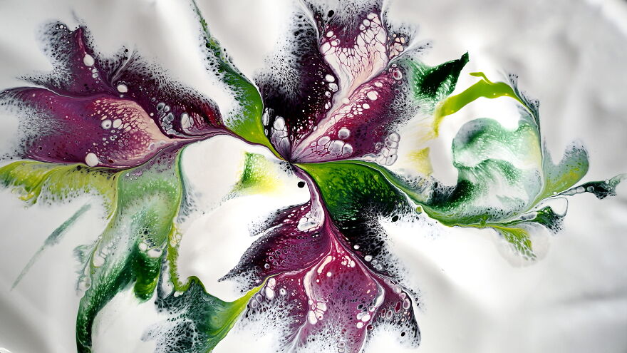 Simple Acrylic Pour Flower Painting ~ Flower Dip Technique ~ Beginners Step By Step Tutorial Simple Acrylic Pour Flower Painting ~ Flower Dip Technique ~ Beginners Step By Step Tutorial
