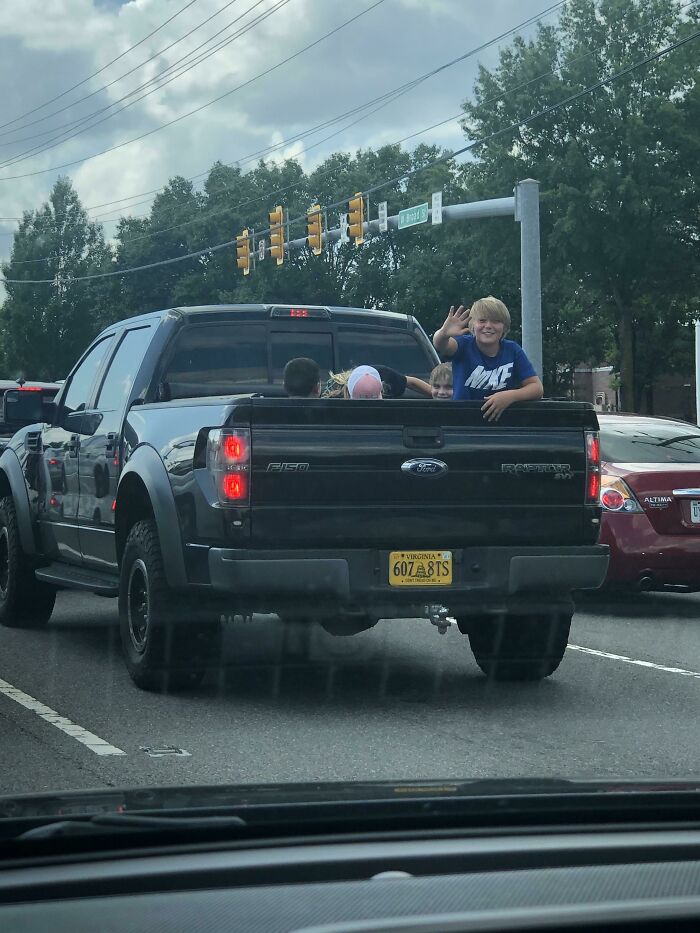 Do Idiots In Truck Beds Count?