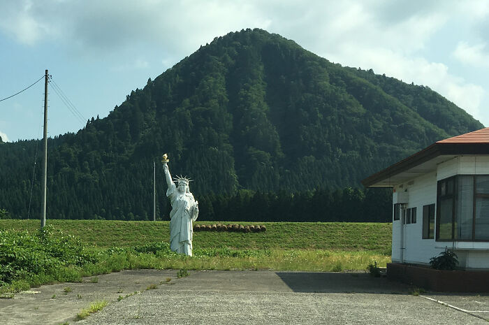 This Is A Miniature Statue Of Liberty Next To An Abandoned Sushi Restaurant In My Wife's Home Town In Northeastern Japan