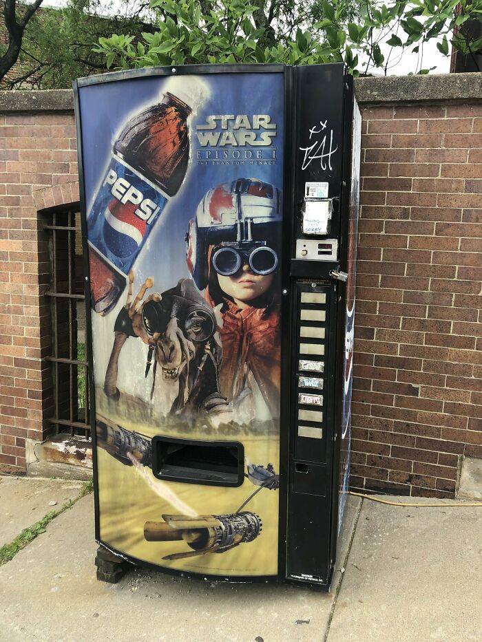 A Vending Machine That Time Forgot