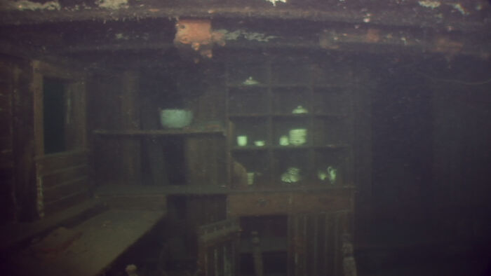Interior de un naufragio en el Lago Superior