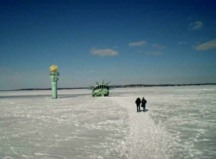 It Took Every Ounce Of Courage To Walk Out There. Madison, Wi (The Day After Tomorrow, 2004)