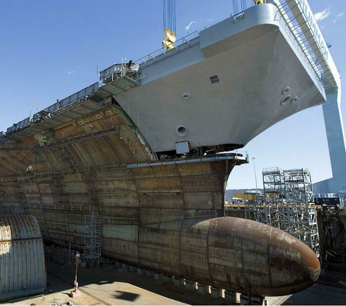 I Dunno If This Is Okay Here Since Its Not Technically In The Water But I Think Its Crazy This Is What A Supercarrier Looks Like Below The Waterline