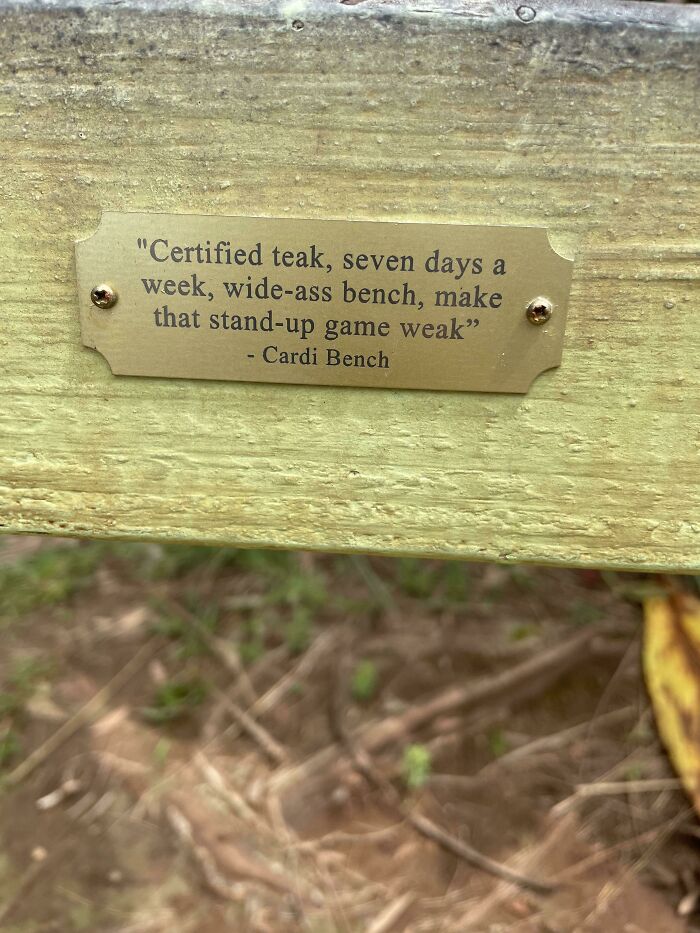 Bench In Hawaii Really Likes Cardi Bench