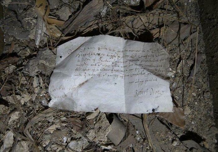 387-Year-Old Shopping List Found Under The Floorboards Of A London Home