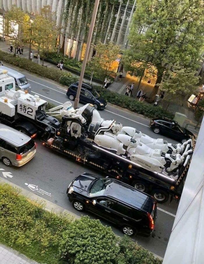 This Robot Getting Transported In Japan