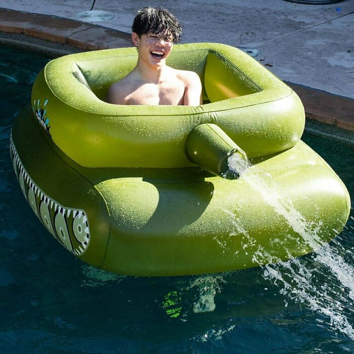 Inflatable Tank Pool Float That Has A Working Water Cannon
