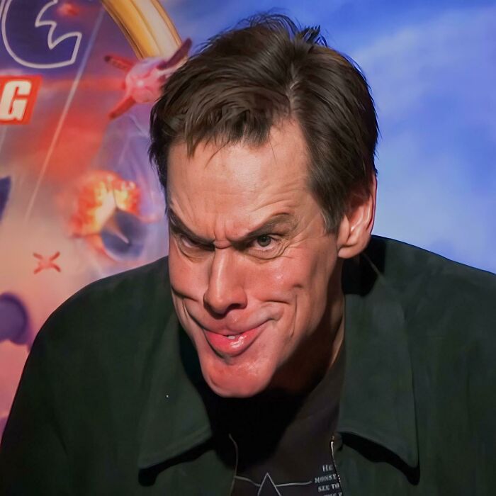 Jim Carey Doing The Grinch Face Without The Use Of Any Makeup