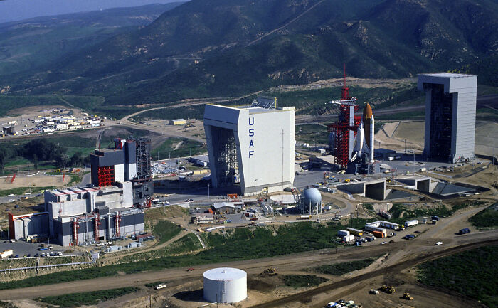 The Vandenberg Space Shuttle Launch Complex That Never Launched A Shuttle 