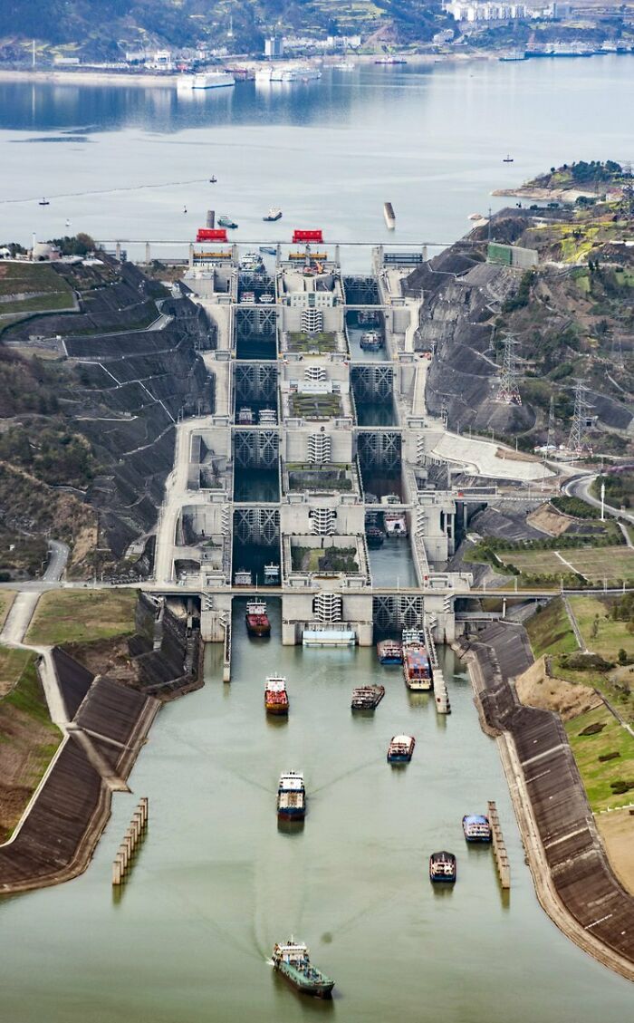 World's Greatest Dam (Three Gorges China) Needs The World's Greatest Ship Lock. Steps: 5 / Lanes: 2 / Elevation Change: 175m / F**ks Given: 0