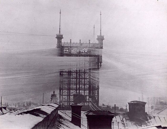 La torre telefónica de Estocolmo con unas 5.500 líneas telefónicas, 1890
