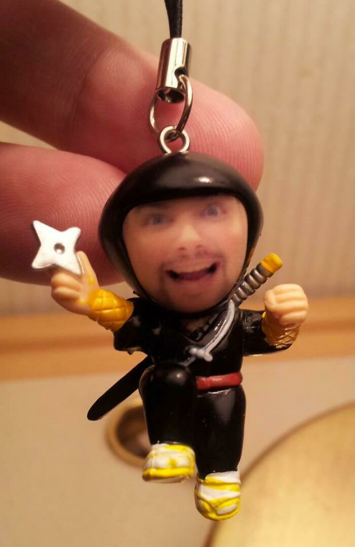 I Found A Vending Machine In Japan That Puts Your Face On Figurines. I Always Wanted To Be A Ninja