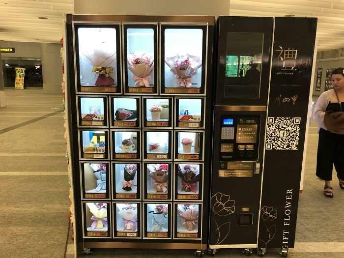 This Flower Vending Machine In Taiwan