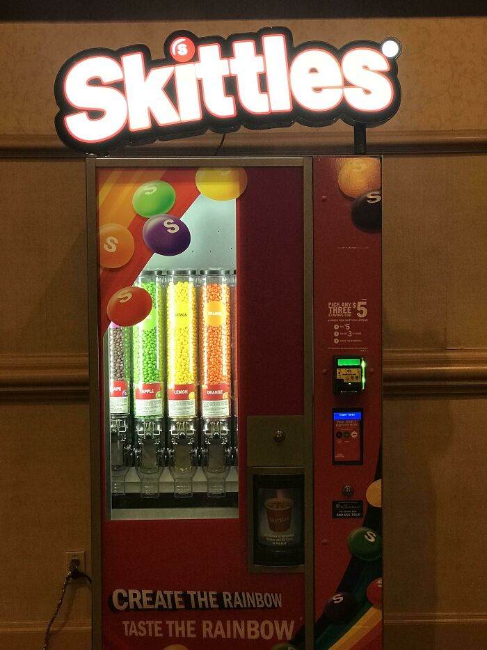 A Vending Machine That Lets You Customize Your Skittles Mix