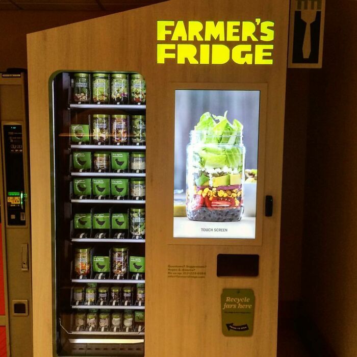 Have You All Seen These Cool Vending Machines Popping Up By Farmers Fridge? I'm Loving The Options For Fresh Salads And Clean Protein