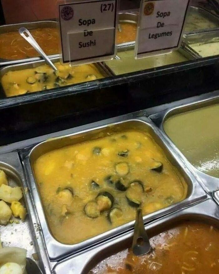 Sushi soup 🐟
Spotted by @vicquinta 🥢