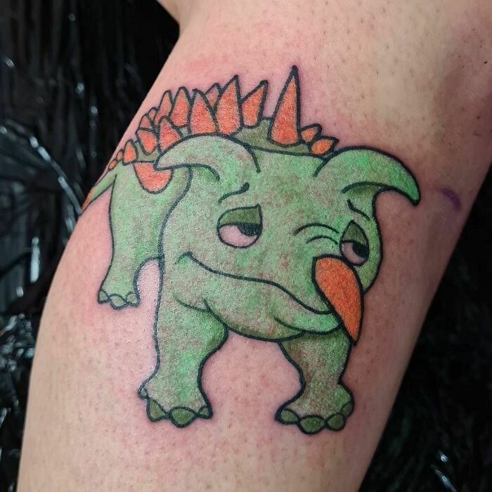 🤣 Loved Today Pieces , Thanks Hannah !
#memetattoo #meme #tattoo #cutetattoo #funnytattoo #dinosaurtattoo #dinosaur