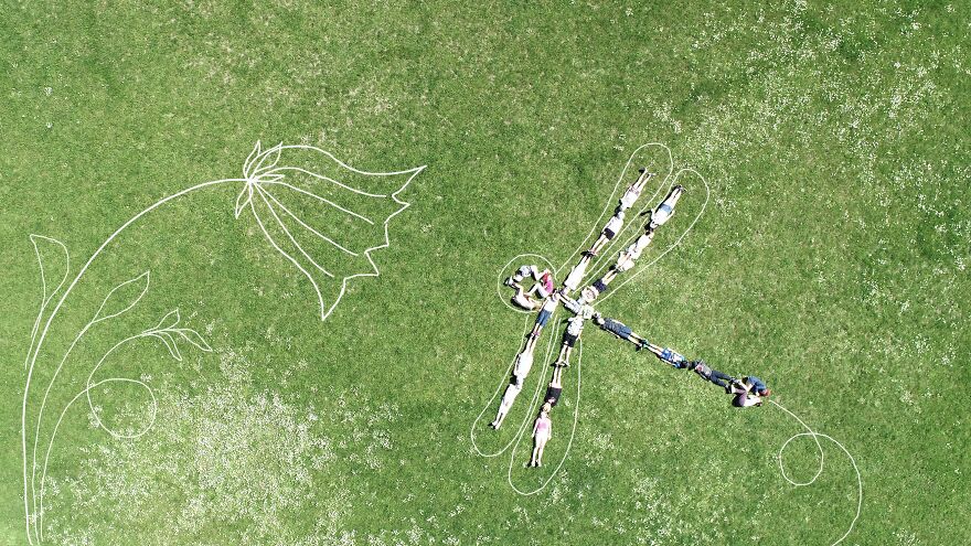 We Captured Drone Photos Of Kids Saying Goodbye To The School Year