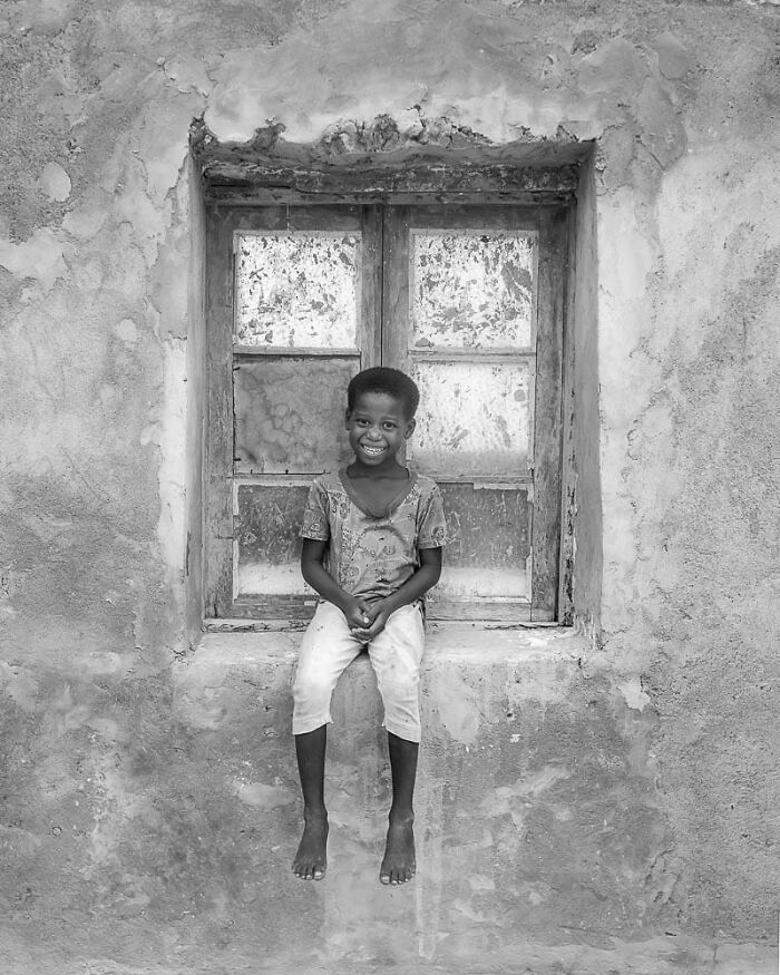 Everyday Life In Mozambique Through The Lens Of A Talented Photographer 60Dad31622Caf 700