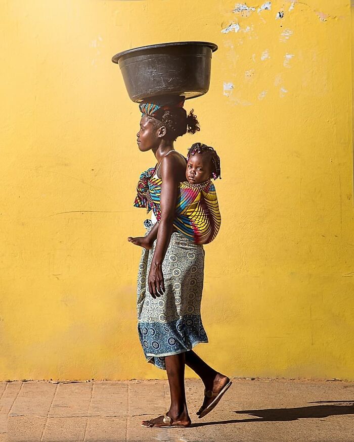 Everyday Life In Mozambique Through The Lens Of A Talented Photographer 60Dad36B55579 700
