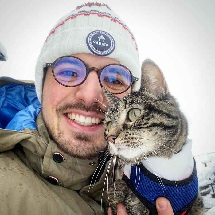 Owner Brings His Cat Everywhere And They Go On All Kinds Of Crazy Adventures Together (30 Pics)