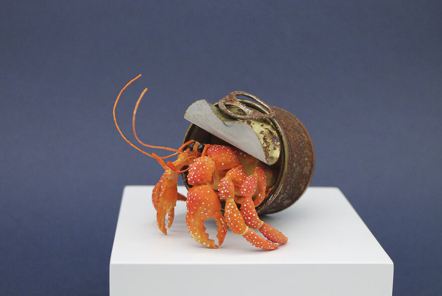 I've Created These Animal Sculptures To Show The Consequences Of Ocean Pollution