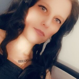 tia-rosefurnivall avatar