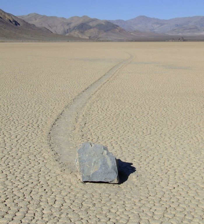 The Death Valley Sailing Stones Don't Move On Their Own, They Float On Pieces Of Ice