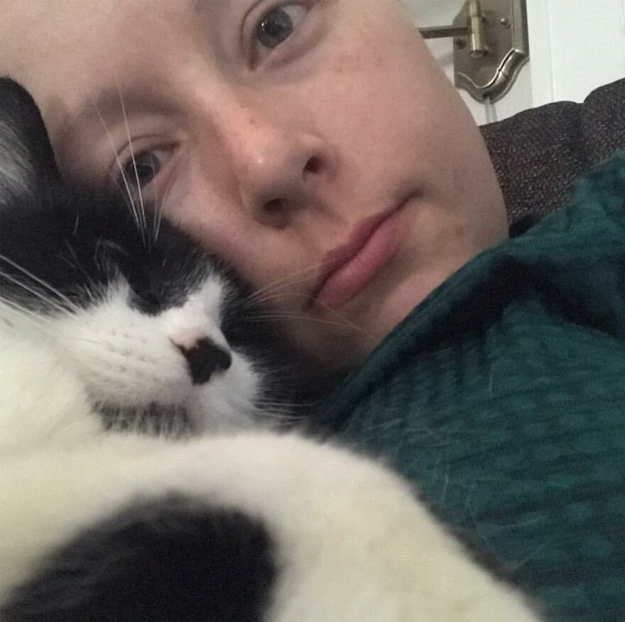 Cat's Unusual Snuggling Pattern Alerted Its Owner That She Might Have Cancer Before She Got Diagnosed