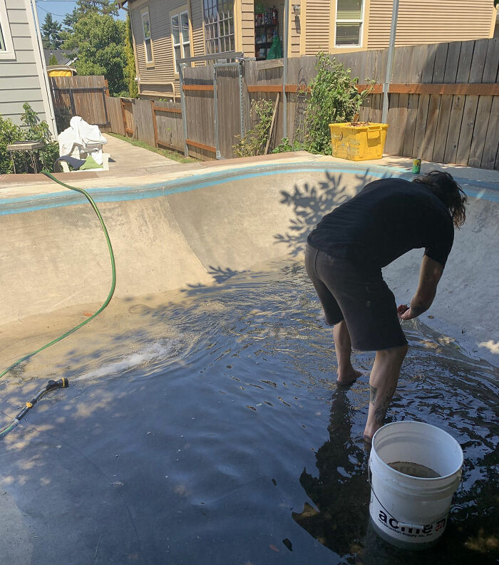 It’s So Hot In Portland My Uncle And I Filled His Skateboarding Bowl With Hose Water