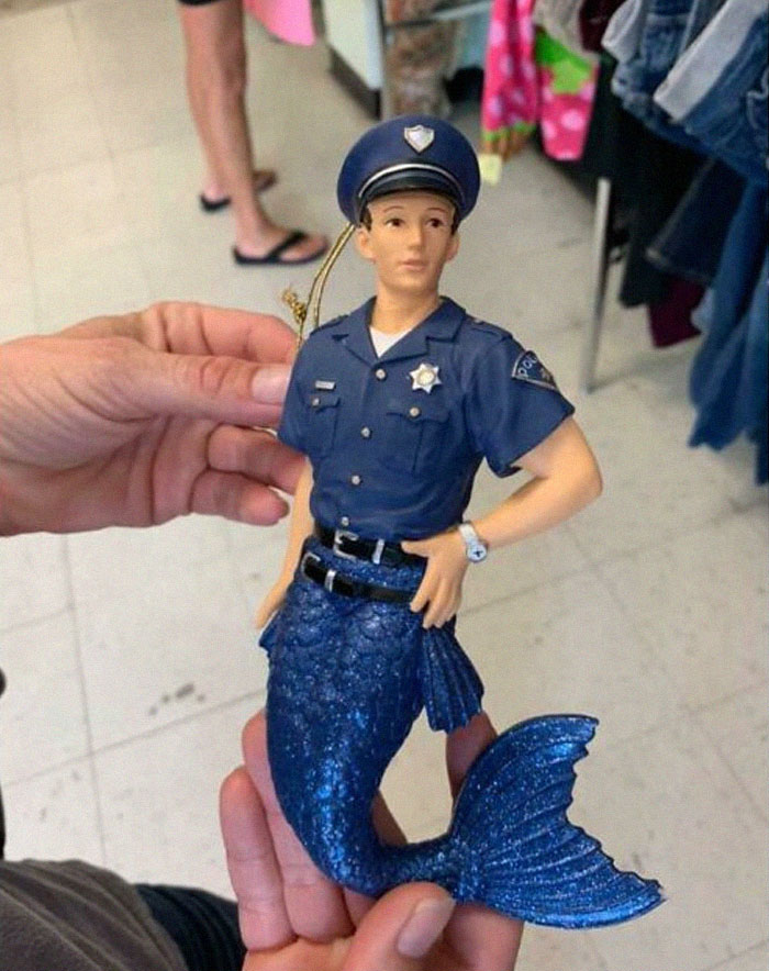 Helloooo, Officer!