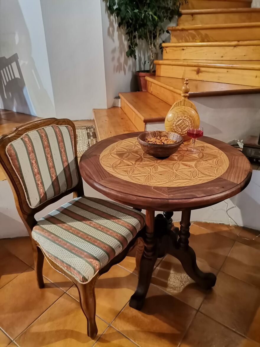 We Made Unique Handmade Tables With Over 1000 Pieces Of Wood And 160 Hours Of Manual Labor