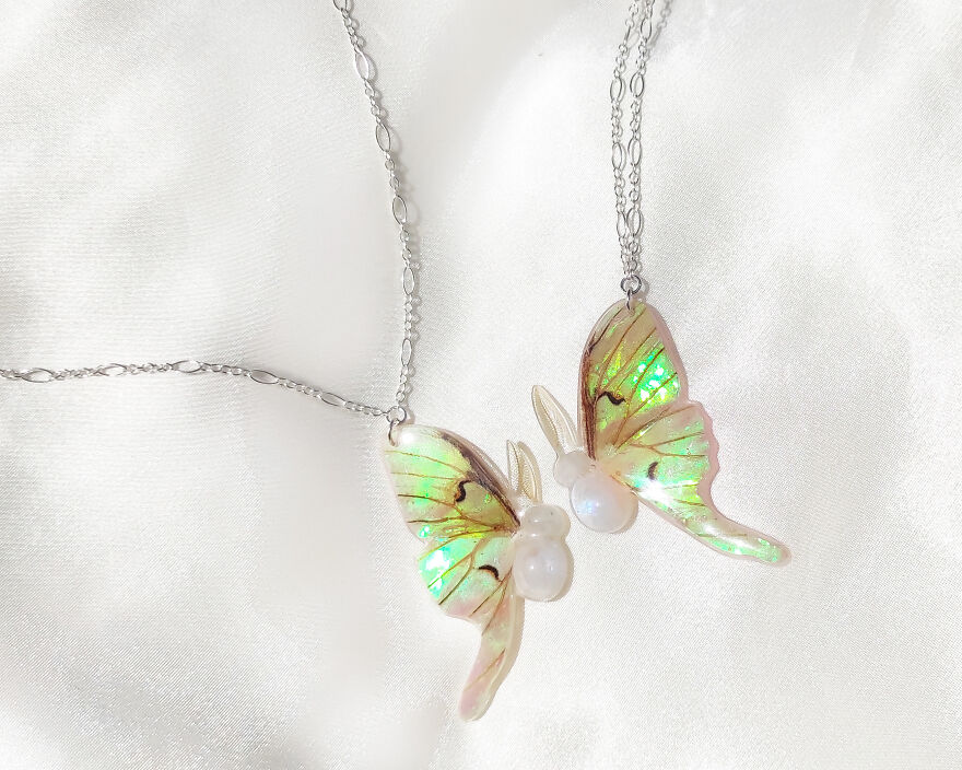 I Create Magical Pieces With Real Insect Wings To Give Them New Life