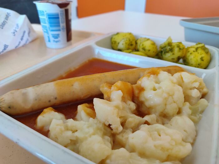 Love Me Some Crappy Hospital Food. Germany