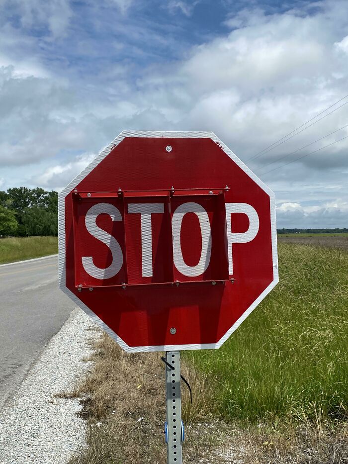 Variable Stop Sign In Illinois