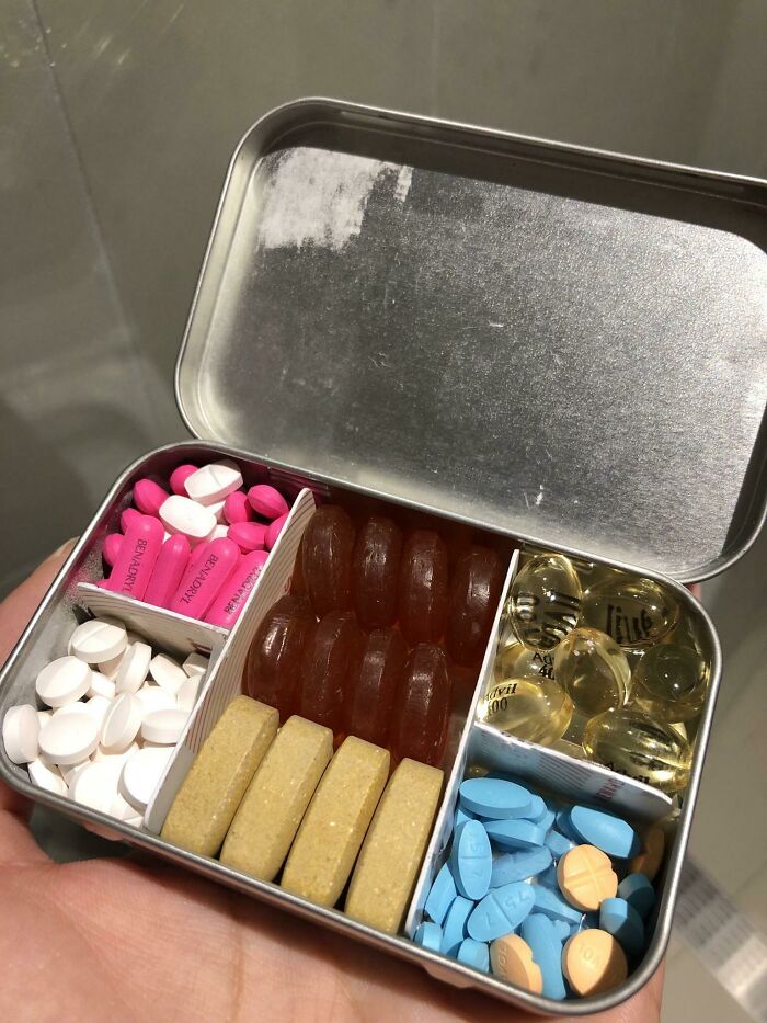 I Needed A Travel Pill Container For A Big Trip. Rather Than Buying One, I Made One Out Of An Old Altoids Tin And An Old Plastic Membership Card