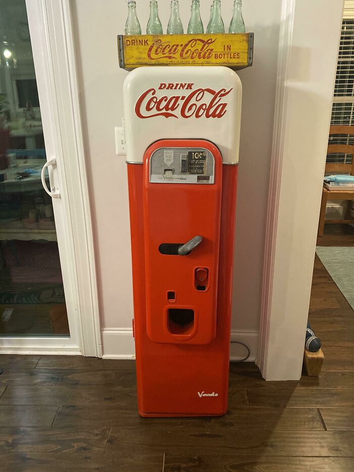 Vendo 44 Vending Machine From The 50s. The Smallest Machine That Vendo Ever Made. Found At An Estate Sale!