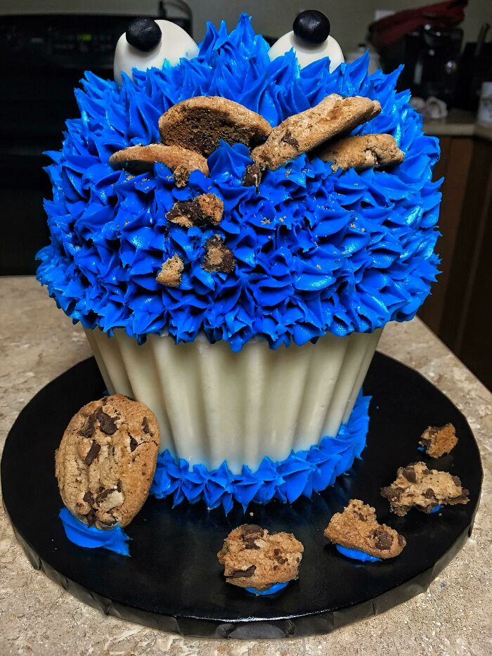 Homemade Giant Cookie Monster Cupcake