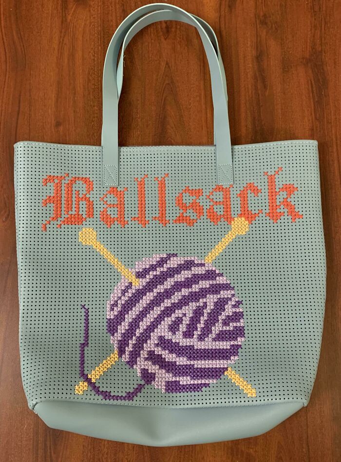 My Take On A Target Bag: A Sack For All My Yarn Balls
