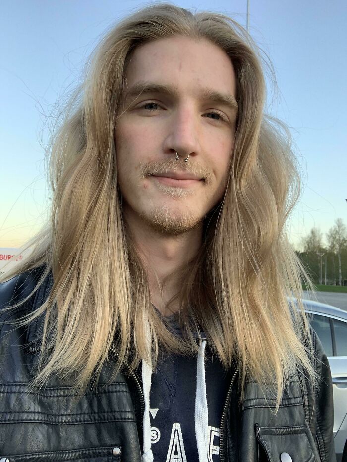 Hello My Fellow Long Haired Dudes