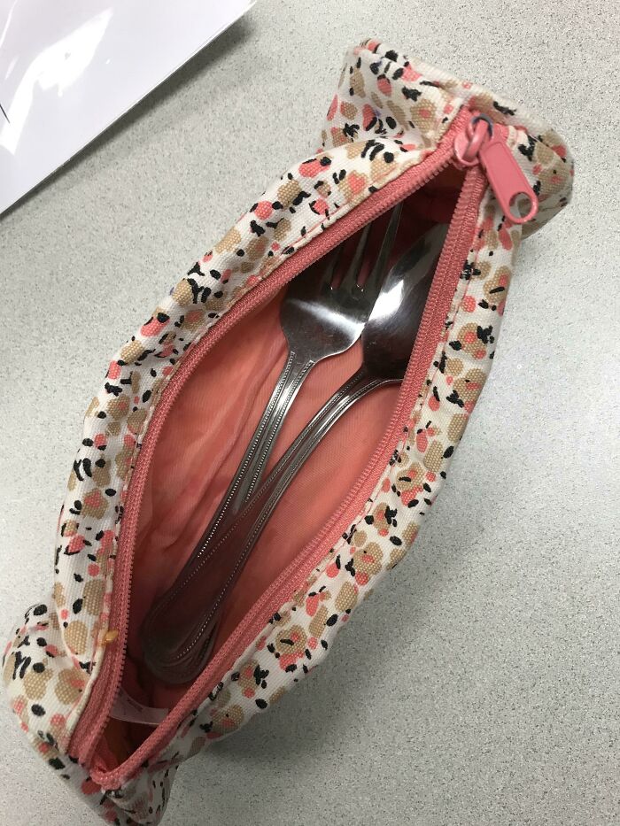 I Work At A Hospital Where Employees Eat Everyday With Plastic Utensils. My Solution: Fork And Spoon In An Old Pencil Case