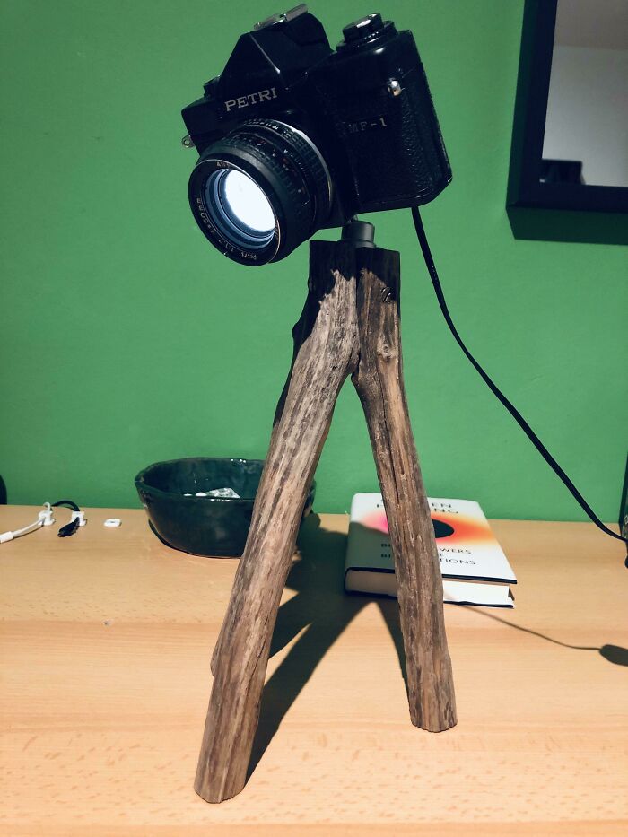 Made A Lamp For My Desk Out Of An Old Camera, A Broken Lamp And Some Driftwood I Found