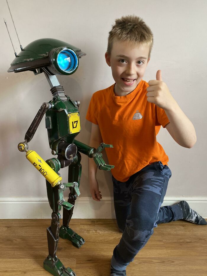 My Son And I 3D Printed A Life-Sized Pit Droid From Star Wars