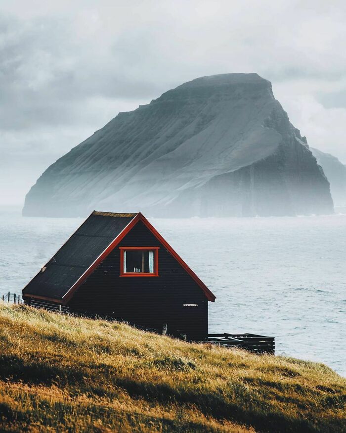Esta cabaña en las Islas Feroe